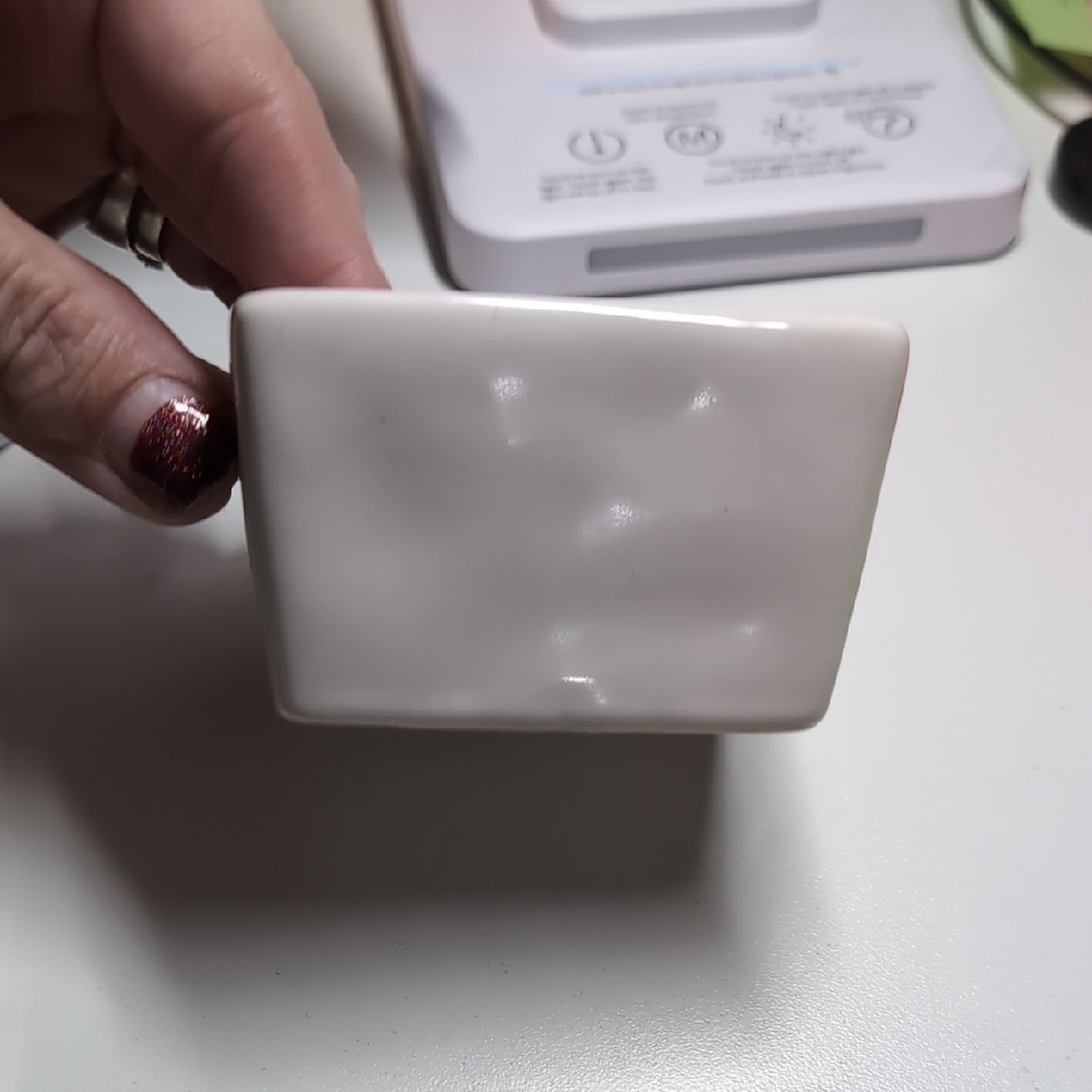 Green Ceramic Savor and Enjoy Bowls by Rae Dunn - Picture 8 of 12